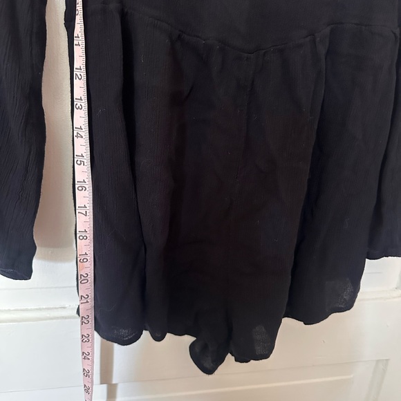 Urban Outfitters Gauzy/Sheer Black Women's Romper - Picture 4 of 4